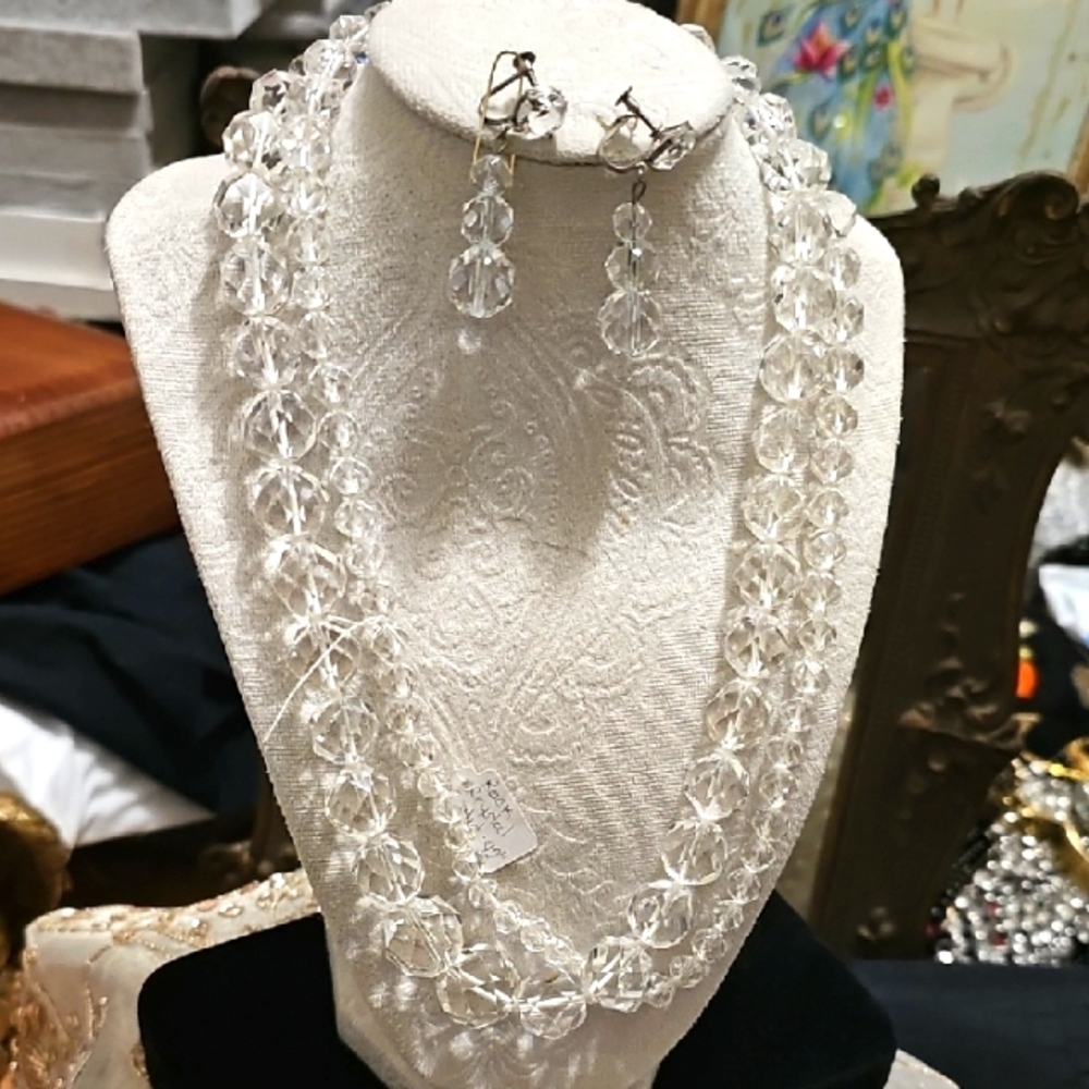 Vintage Graduated Rock Crystal Necklace &  Crystal Screwback Earrings